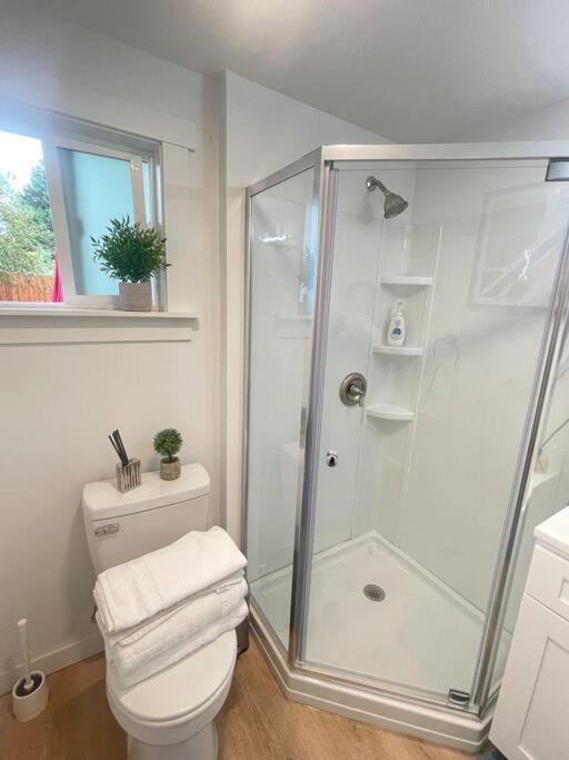 New Private Tiny Home Near Greenlake/Lightrail/I-5 Σιάτλ Εξωτερικό φωτογραφία